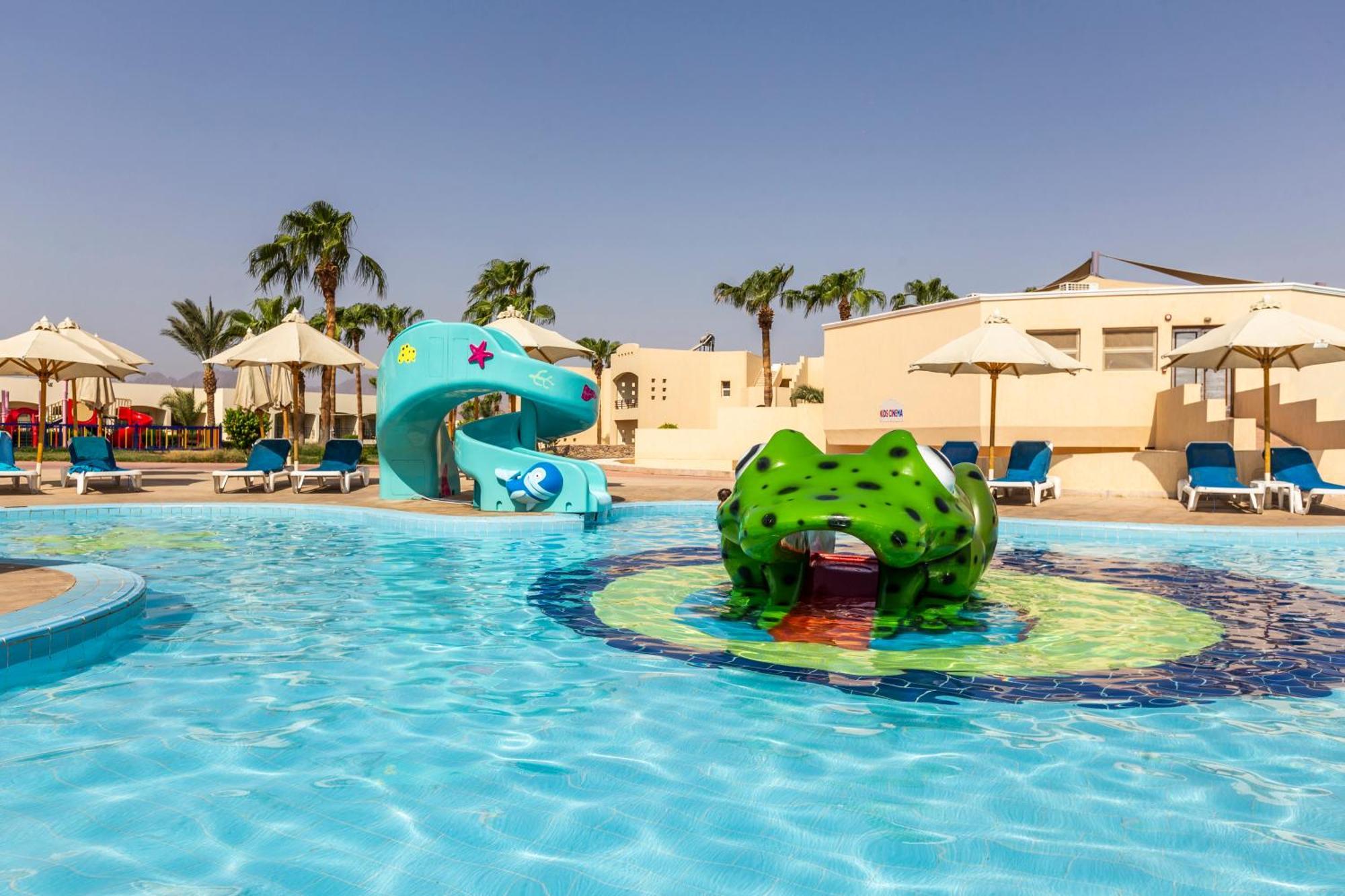 엑스피리언스 키로세이즈 프리미어 나마 베이 호텔 샤름 엘 셰이크 외부 사진 The swimming pool at the Dead Sea Spa Resort